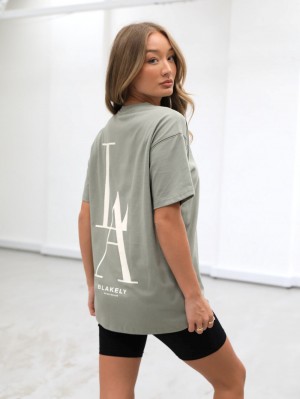 Olive Blakely Studio Relaxed T-Shirt | KWB974230