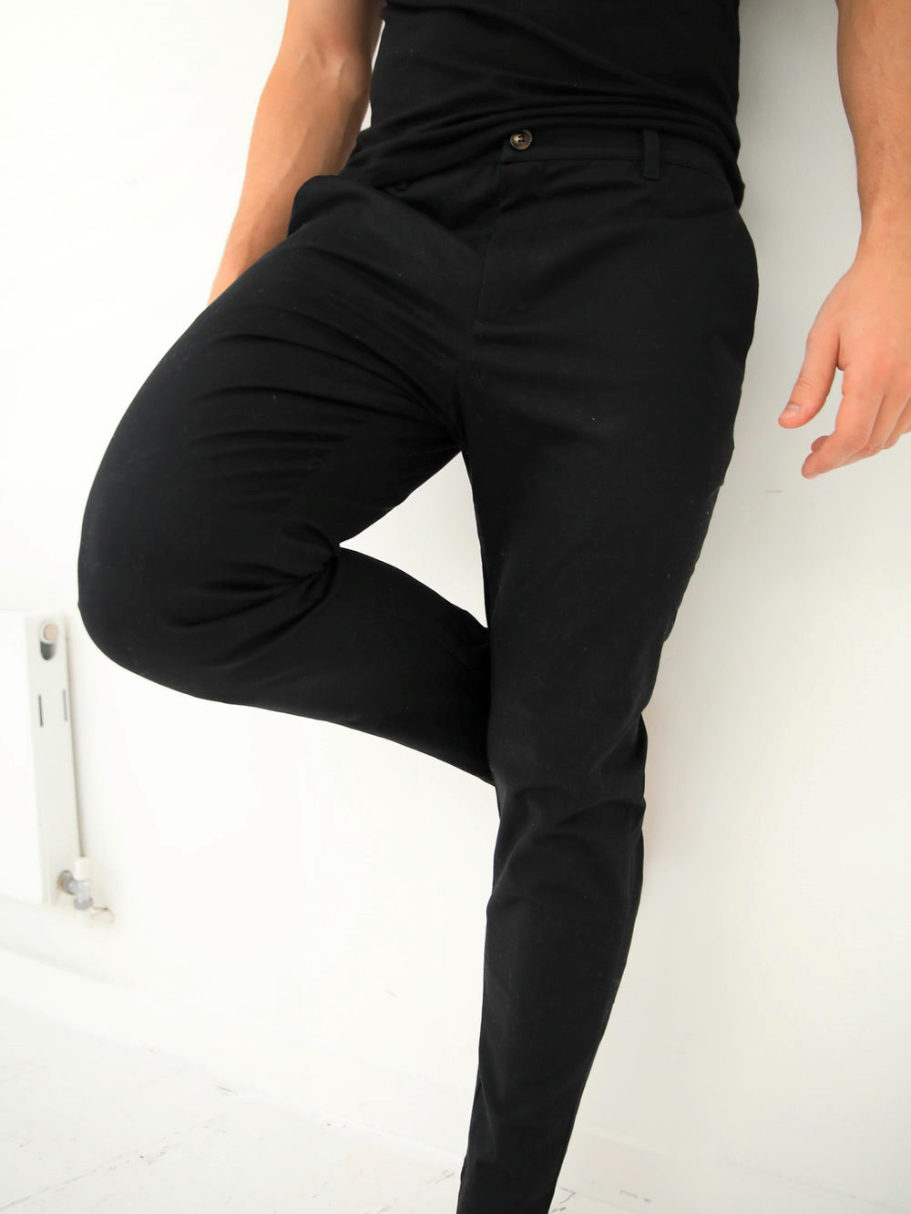 Black Blakely Cavill Slim Fit Tailored Chinos | WRU354120