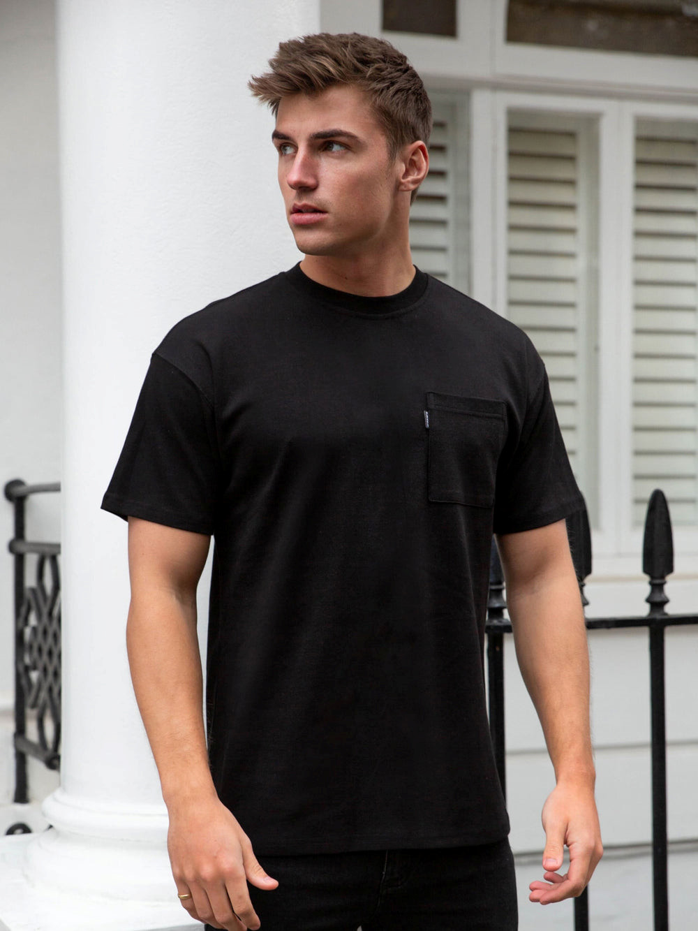 Black Blakely Relaxed Pocket T-Shirt | QDA219408