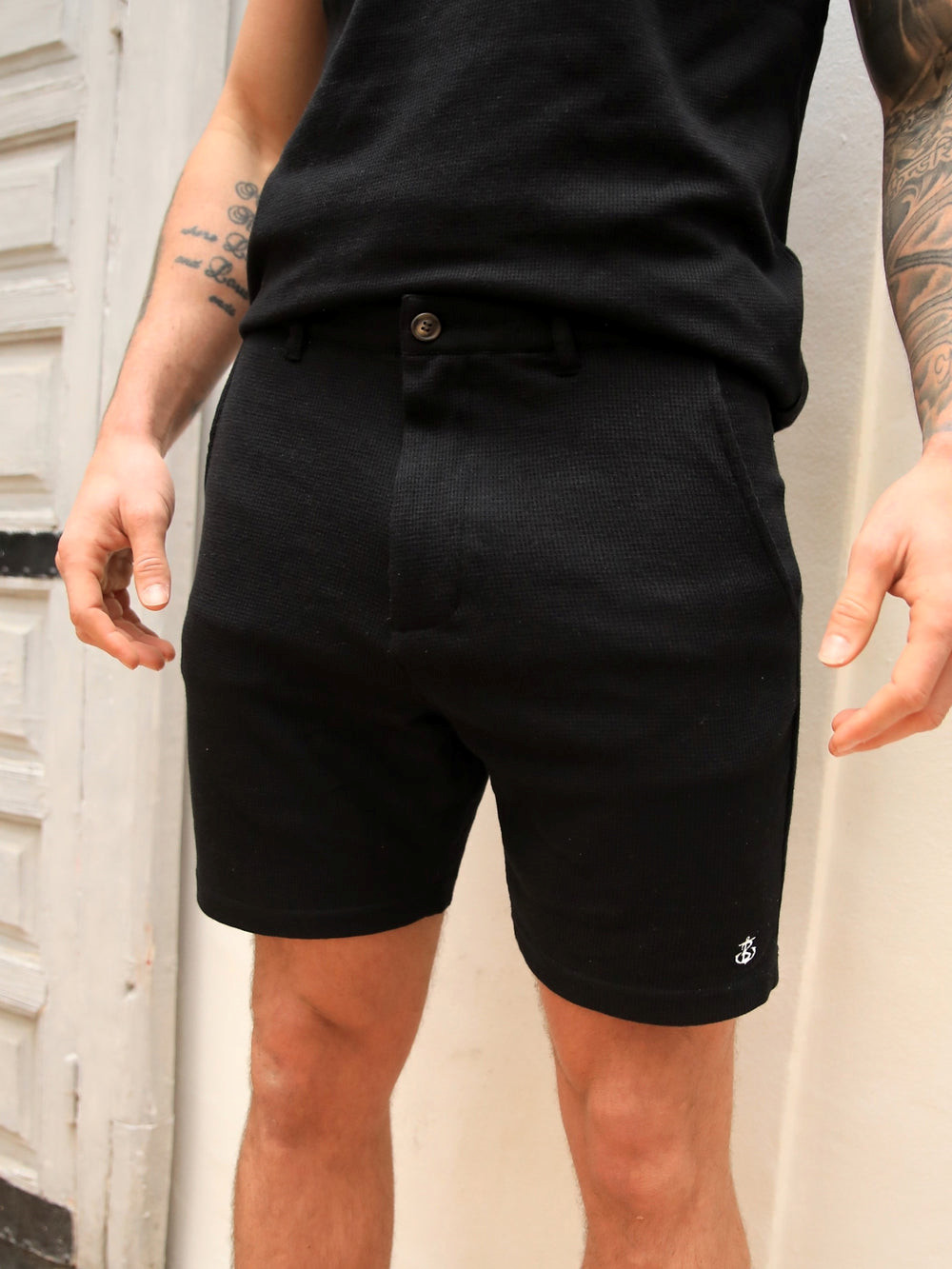 Black Blakely Safi Textured Shorts | DCU256874