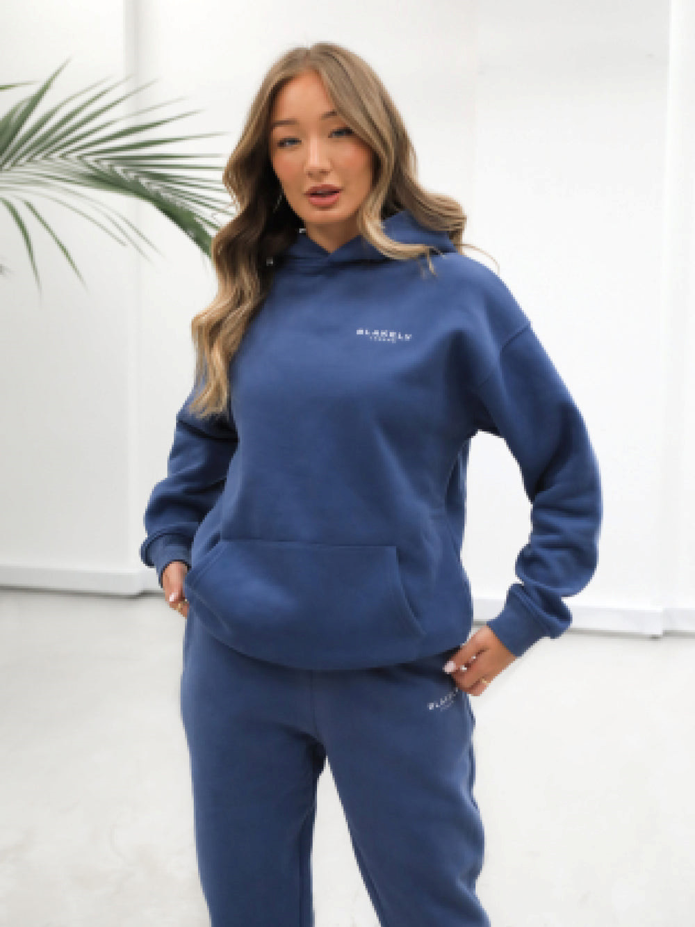 Blue Blakely Universal Women's Relaxed Hoodie | KOL915234