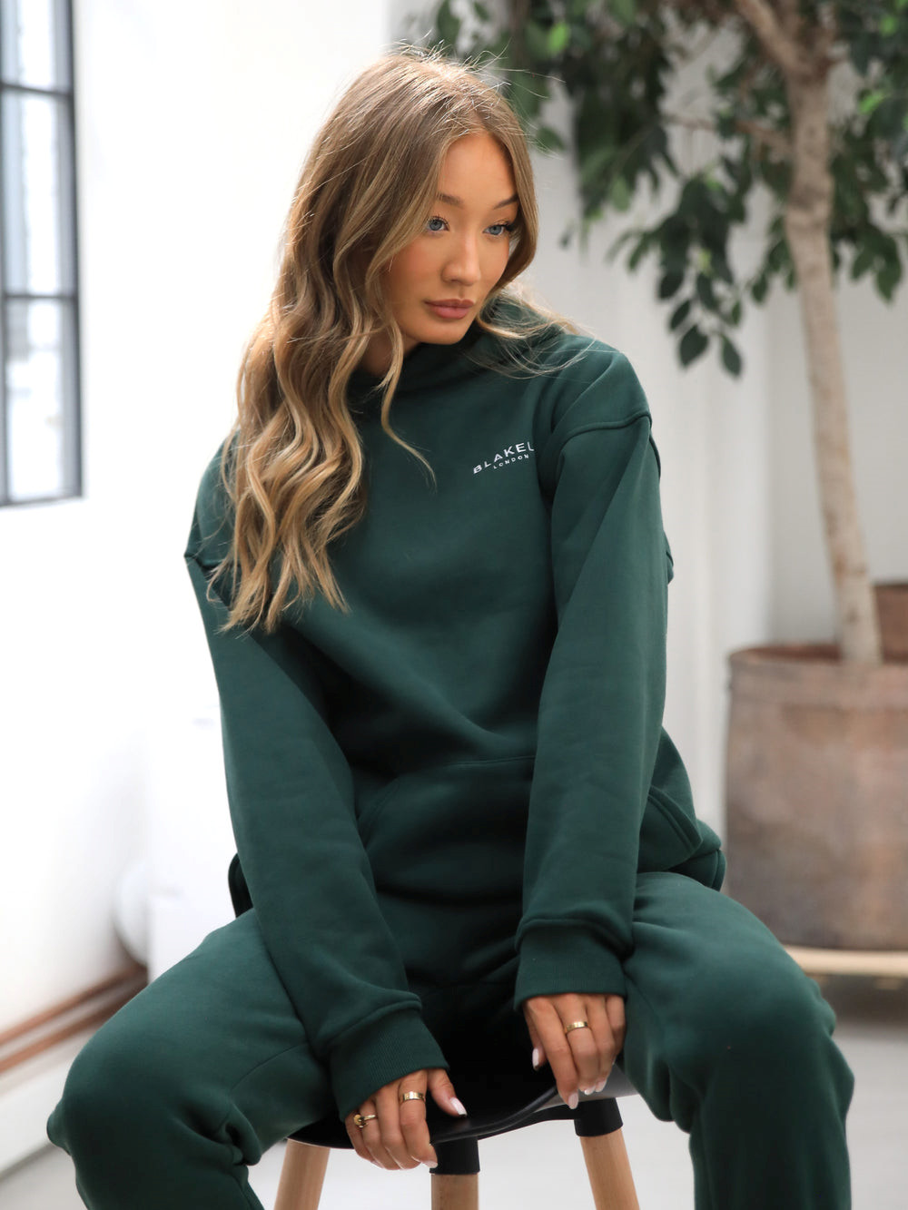 Dark Green Blakely Universal Women's Relaxed Hoodie | TRH631954