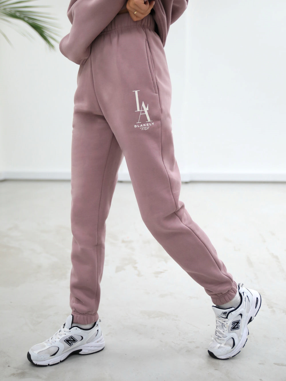 Dusty Pink Blakely Studio Sweatpants | DNJ729630