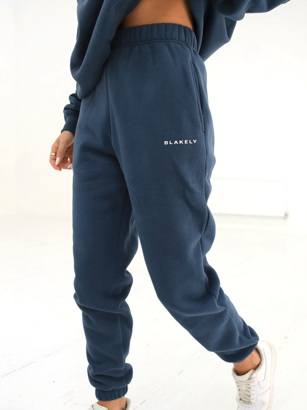 Mid Blue Blakely Riviera Initial Womens Sweatpants | LVZ914062