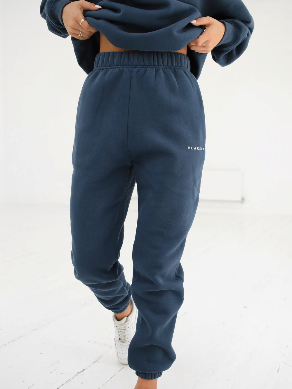 Mid Blue Blakely Riviera Initial Womens Sweatpants | LVZ914062