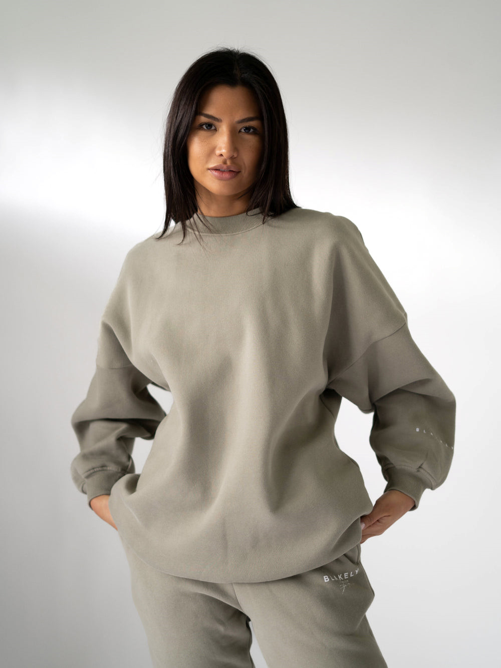 Olive Blakely LDN Womens Oversized Jumper | VAS905624