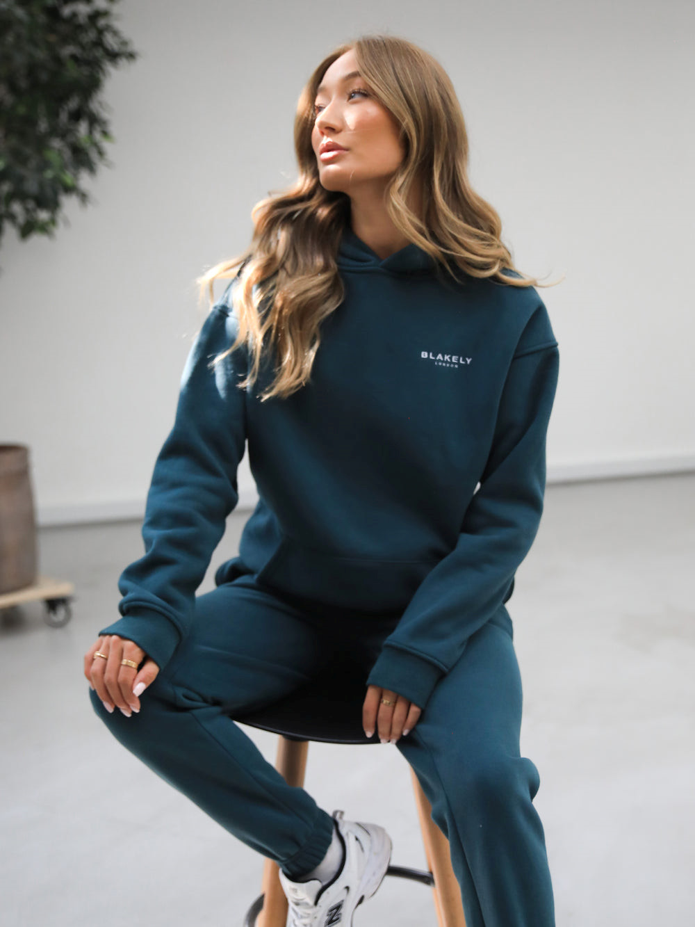 Teal Green Blakely Universal Women's Relaxed Hoodie | RSJ961520