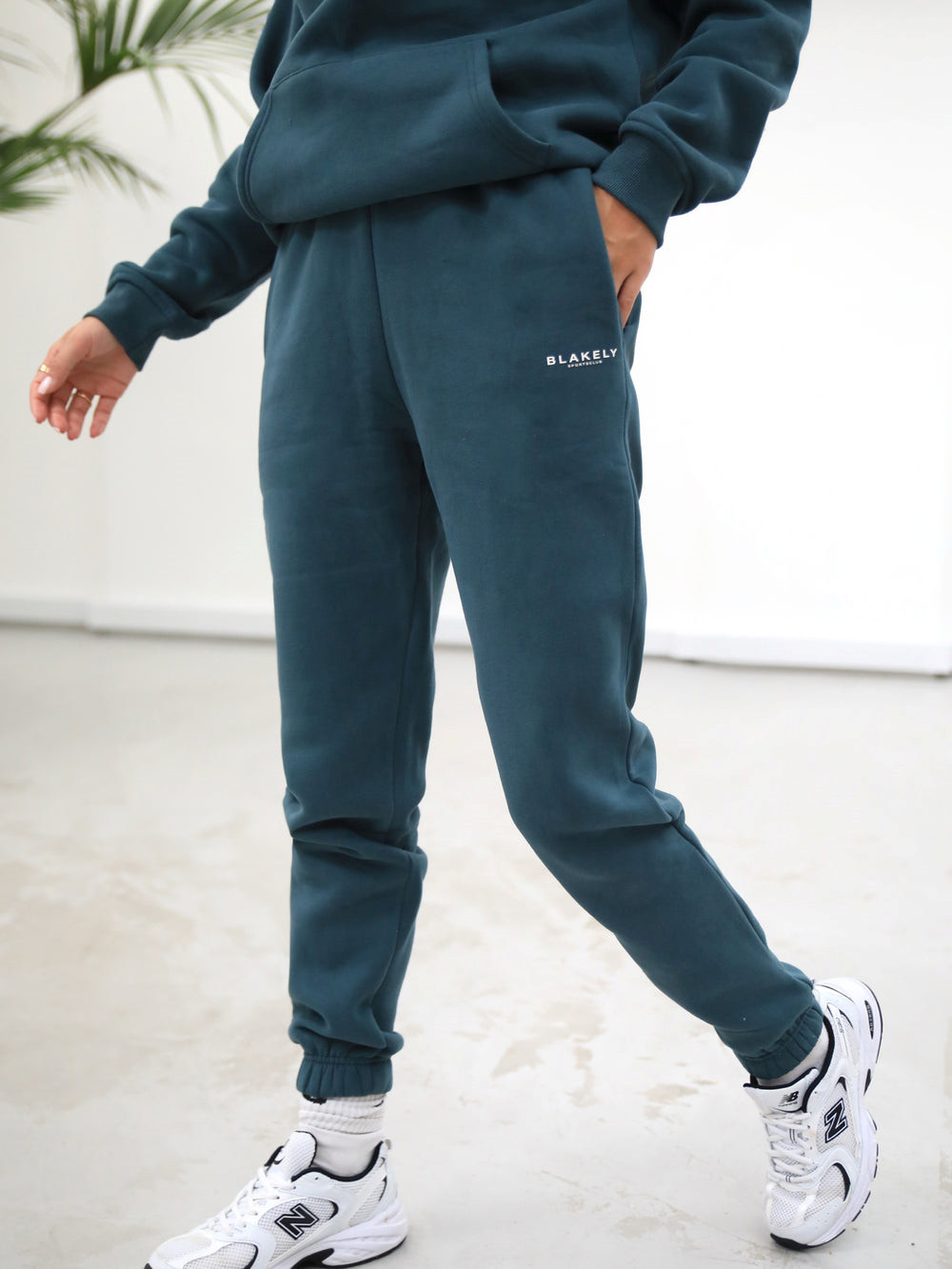 Teal Green Blakely Women's Sports Club Sweatpants | IGT185437